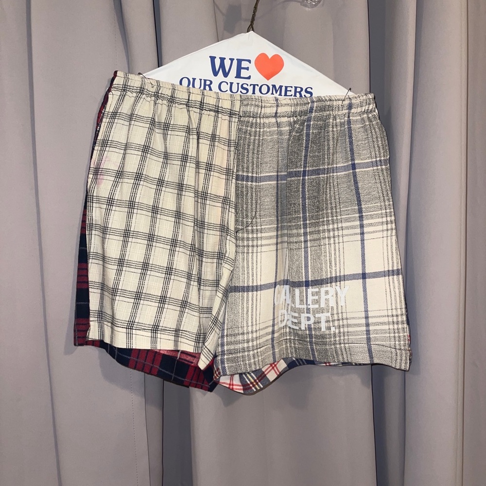 GALLERY DEPARTMENT 2 FACE FLANNEL ZUMA SHORTS SOLD OUT EVERYWHERE